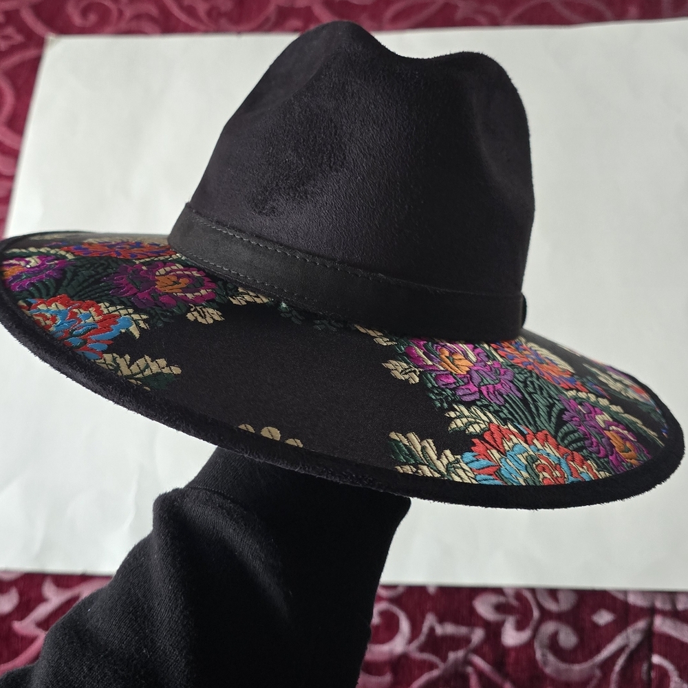Floral Embroidered Black Hat - Picture 2 of 12